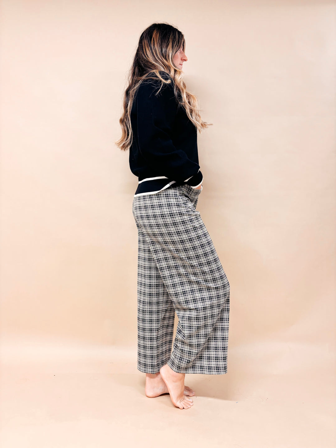 Sophia Edge Accent Collared Sweater